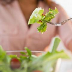 Что приготовить на ужин: морковные котлеты и овощная запеканка Как зовут людей которые не едят мясо